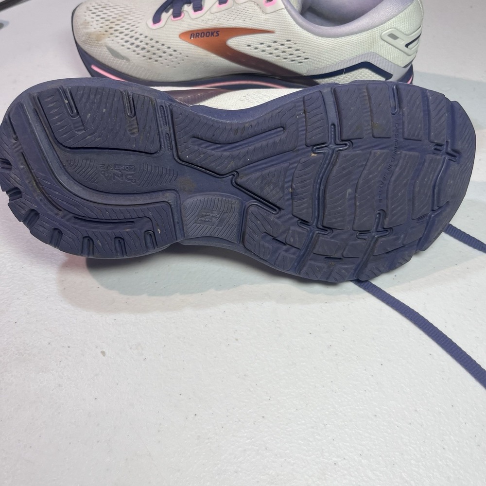 Brooks Ghost 15 Light Gray Navy Blue Running Shoes 1203801B492 Women's Size 5 - Picture 6 of 7